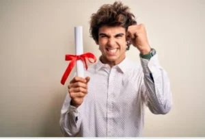student with low grades winning scholarship university 2026