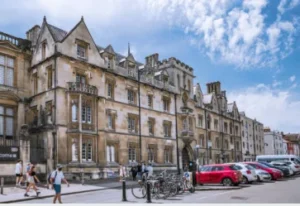 Chevening scholarship law student UK LLM Oxford Cambridge LSE 2026